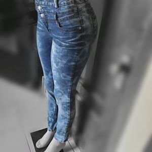 Acid washed skinny jeans 7/8